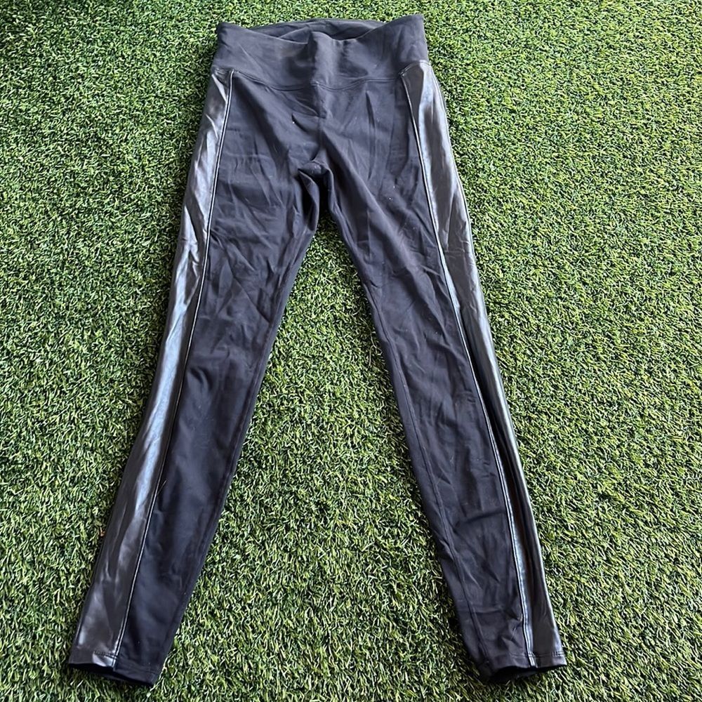 Athleta leggings
